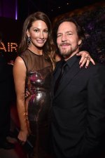 Discovering Jill Vedder Height: a Closer Look at the Life of Eddie Vedder's Partner