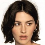 How Did Gracie Abrams Start Her Music Career?