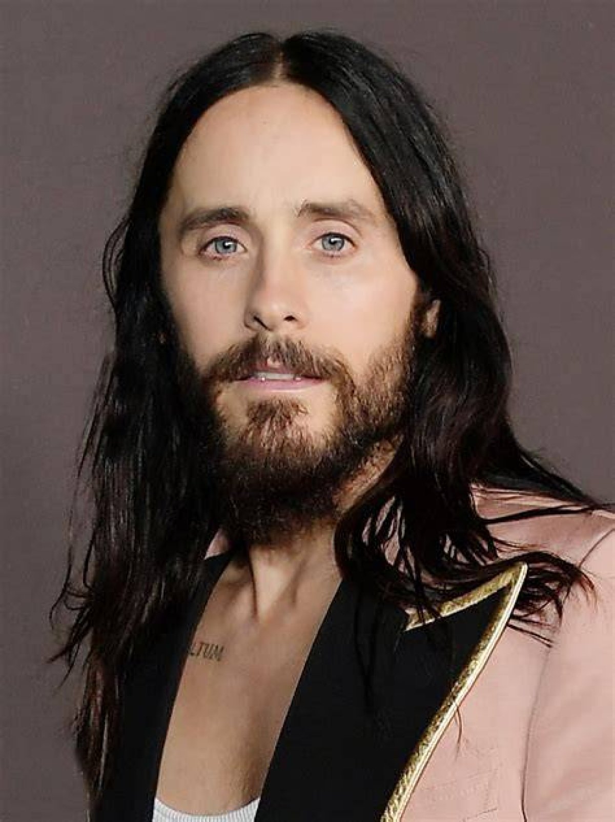 Unveiling Jared Leto's Relationships: Unconventional, Intense, and Enigmatic