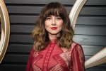 Unveiling the Talent of Linda Cardellini: a Journey Through Her Career
