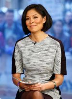 Why Is Alex Wagner Not Wearing a Wedding Ring?